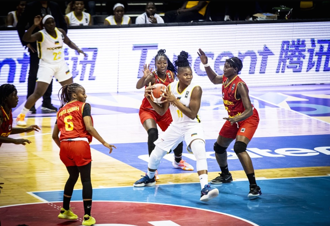 Selecção nacional de basquetebol sénior masculina derrota Camarões