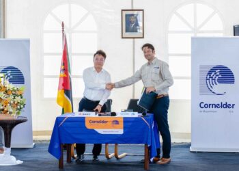 Cornelder de Moçambique vai adquirir duas novas gruas de grande capacidade para o Porto da Beira