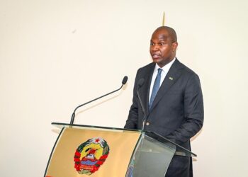 Chapo sinaliza rendição à chantagem da Mozal que deverá continuar a pagar 0 impostos