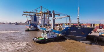 Porto da Beira recebe primeiro navio contentorizado de cabotagem