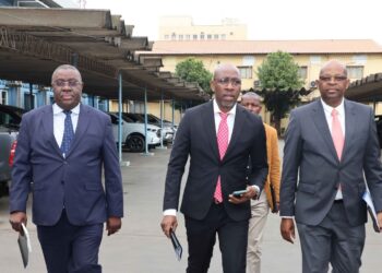 Reestruturação do sector de Estradas em Moçambique custa biliões