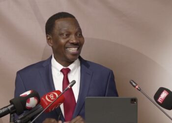 “Presidente Nyusi deu-me um grande conselho” revela Rogério Zandamela