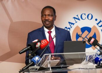 “Intervenção no Mozabanco foi decisão pessoal” revela Governador Zandamela que desabafa Moçambique Capitais “fazem barulho, fazem-se de inocentes, sabem o que fizeram, agora estão com tecnicalidades de leis”