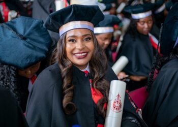 Universidade Politécnica gradua 357 novos quadros no Campus de Quelimane