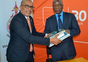 Universidade Politécnica reforça acervo bibliográfico com doação de obras pelo BCI