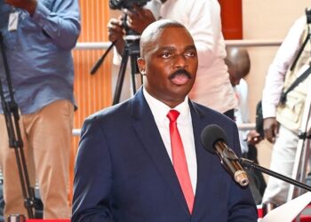 Educação em Moçambique volta a ser dirigida por comissário político da Frelimo