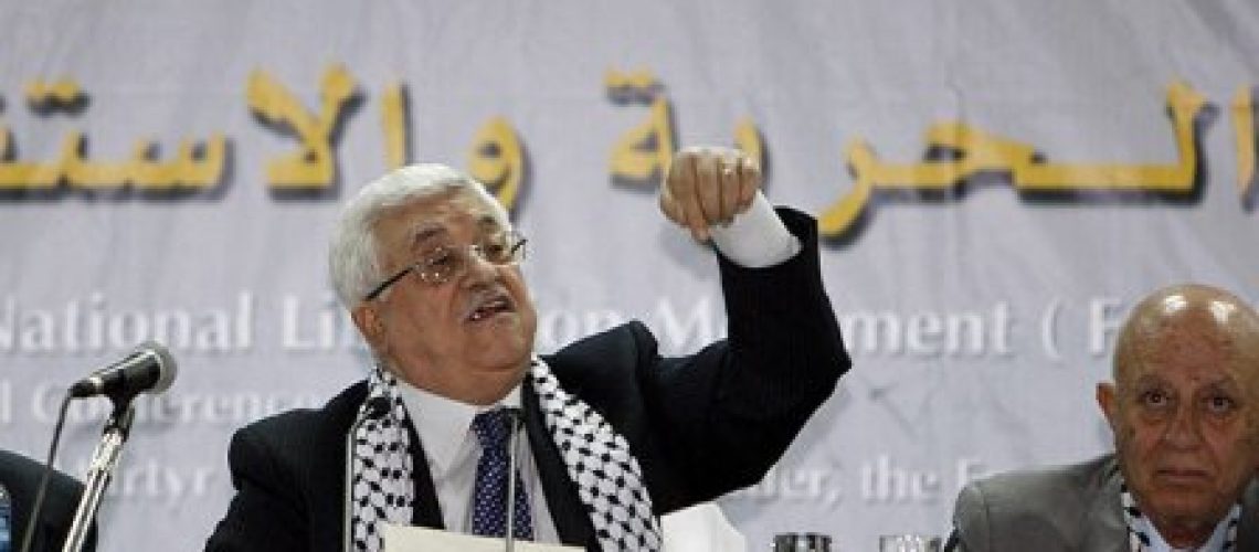 Abbas inaugura congresso do Fatah e reconhece os erros de seu partido