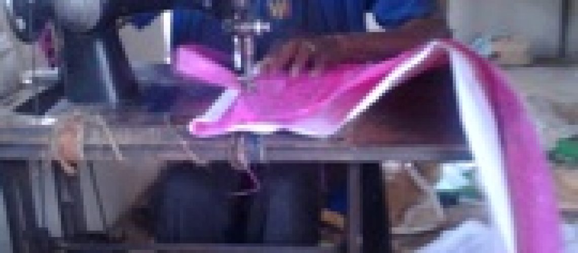 Meio século a costurar cestos