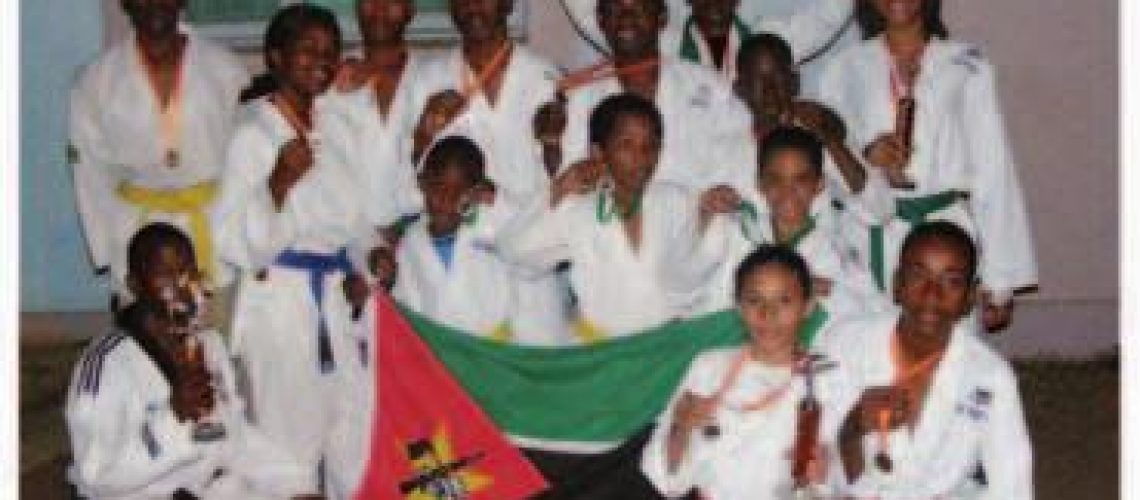 Matola conquista 18 medalhas e ganha torneio internacional de Taekwondo