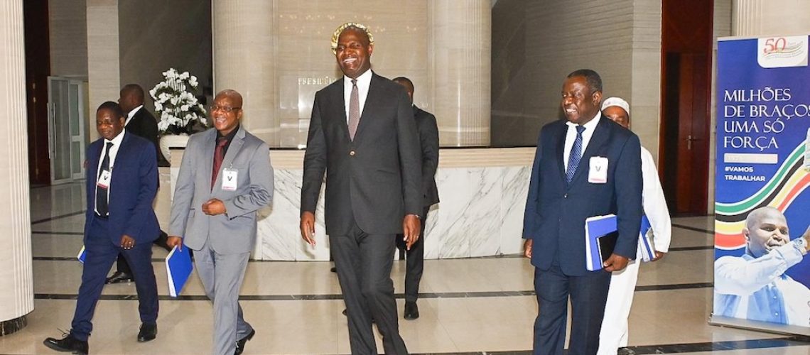 dialogo5-chapo-forquilha-simango