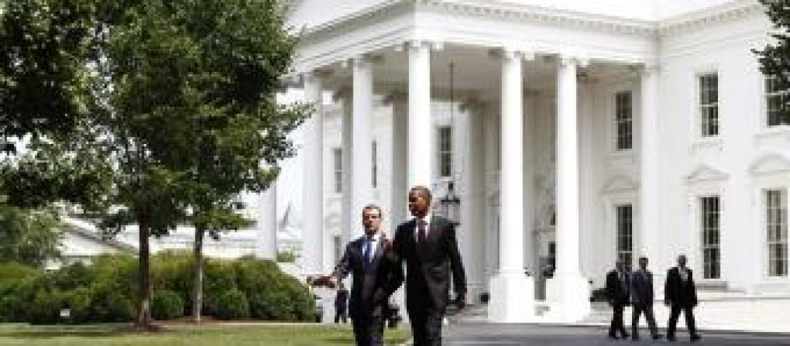 Obama e Medvedev substituem o telefone vermelho pelo Twitter