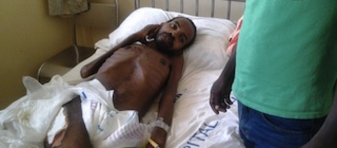 Vítima de acidente de viação agoniza abandonado no Hospital Central de Maputo