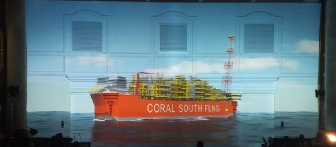 FLNG para Coral Sul já está em construção