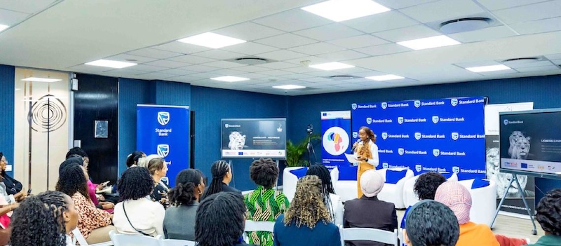 fim-sb-lioness-out