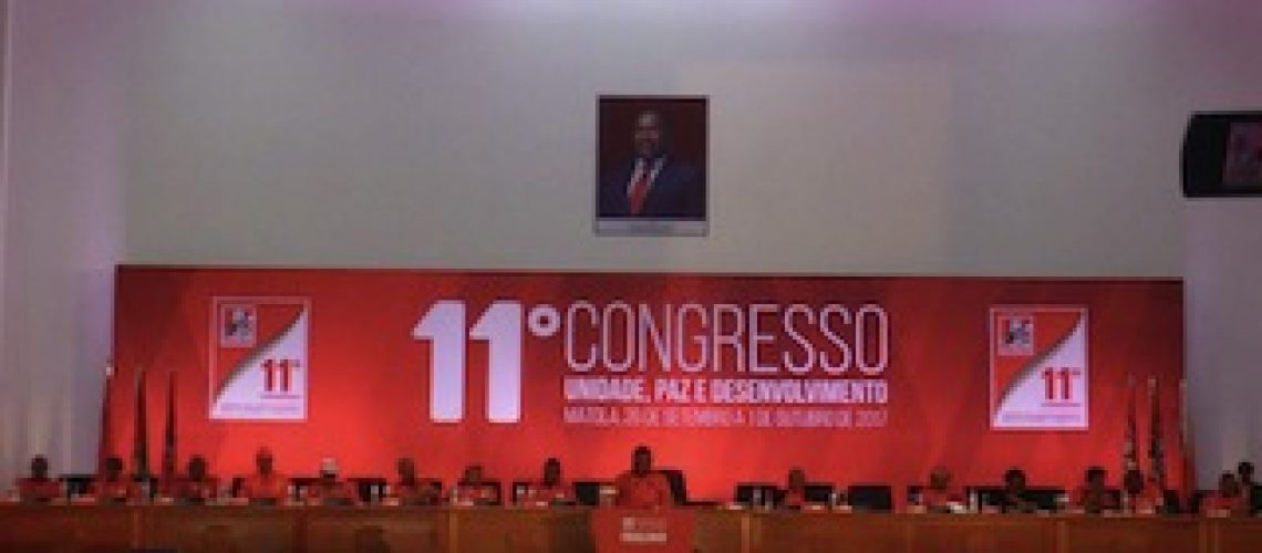 Presidente do partido Frelimo aponta combate a corrupção como “mais urgente e vital de todos os desafios” mas não fala sobre as dívidas ilegais e expressa gratidão a Guebuza