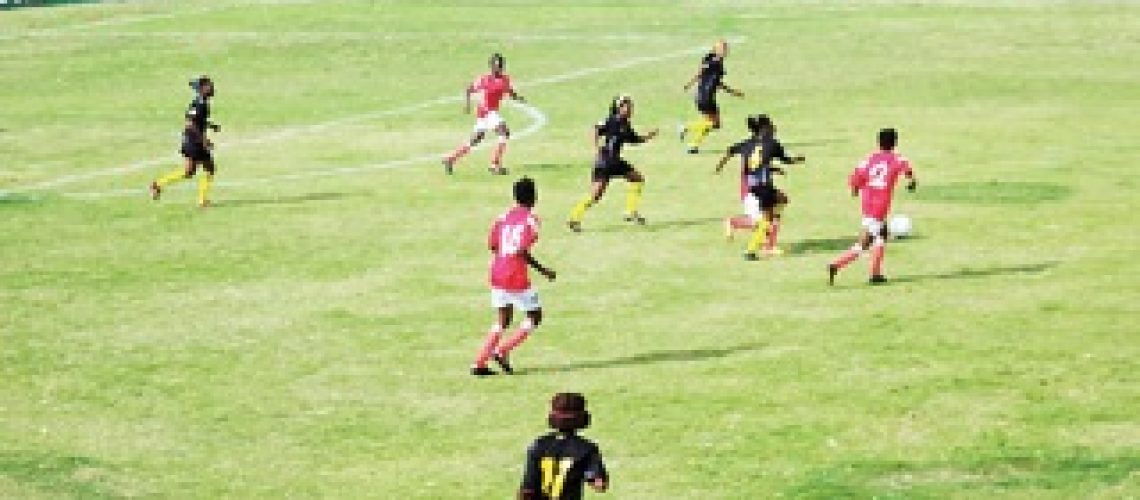 Futebol Feminino: Militares de Nampula vencedoras da Copa Lurdes Mutola