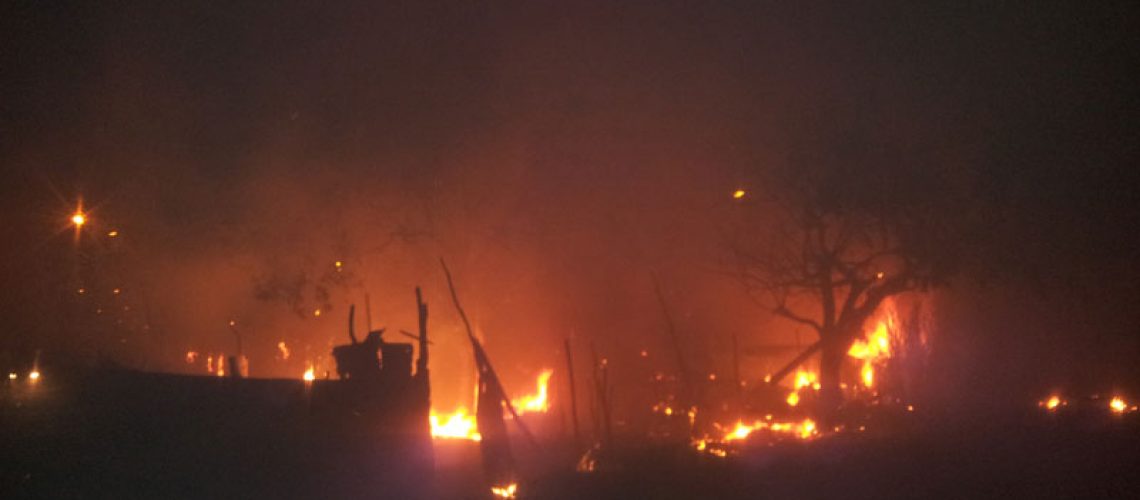 Incêndio deixa 14 famílias ao relento em Maputo