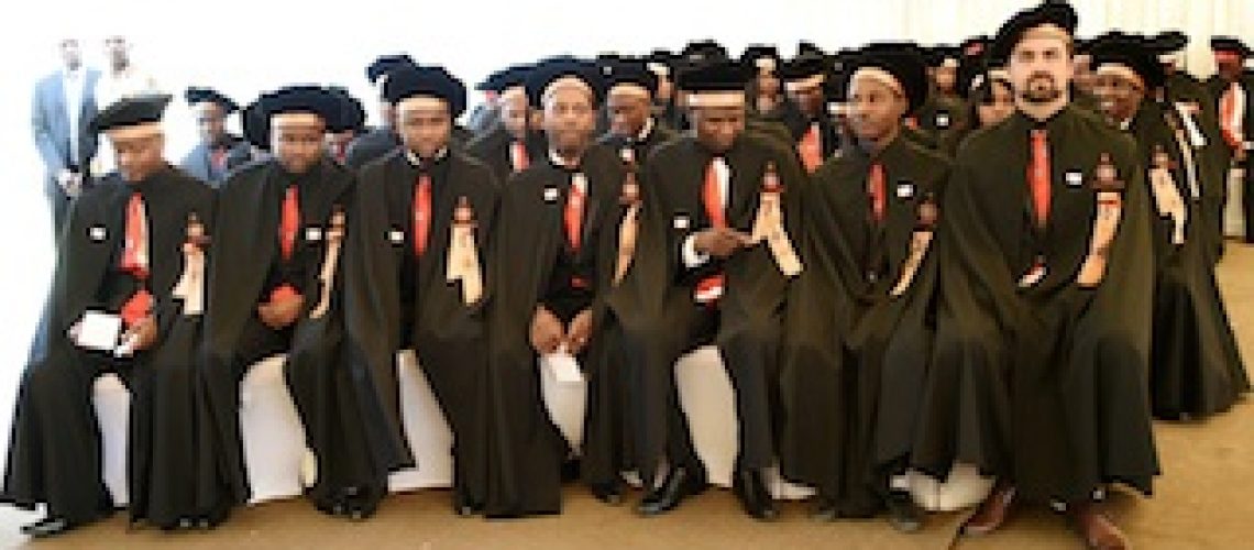 Em Tete: Universidade Politécnica gradua 117 estudantes