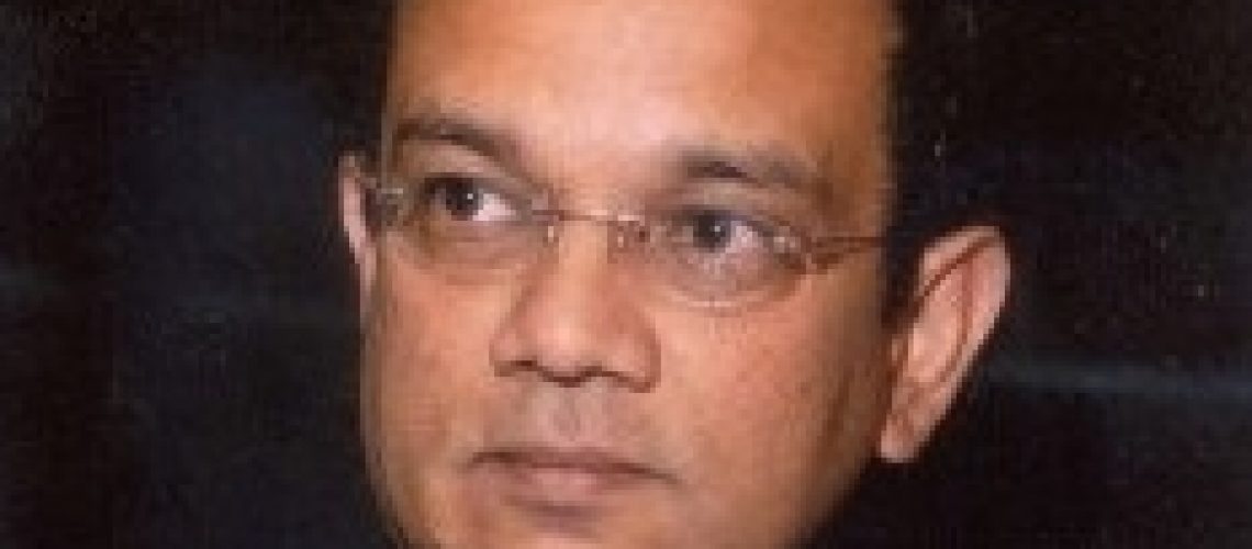 Duas décadas depois Estado recria director-geral para as Linhas Aéreas de Moçambique