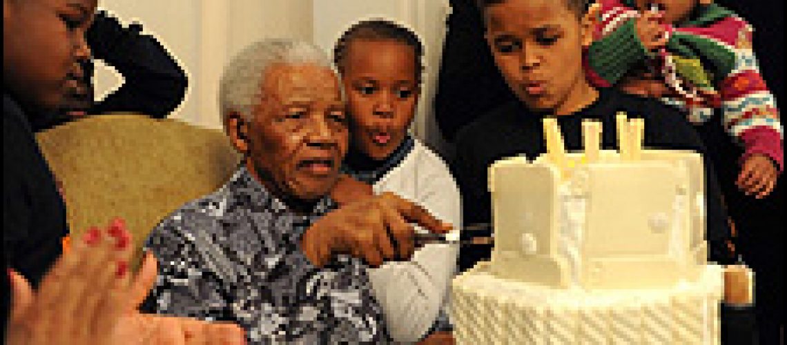 Madiba festeja 92º aniversário e o mundo um dia em sua honra