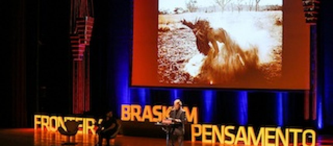 Mia Couto abre ciclo de conferências do Projecto Fronteiras Braskem do Pensamento 2017