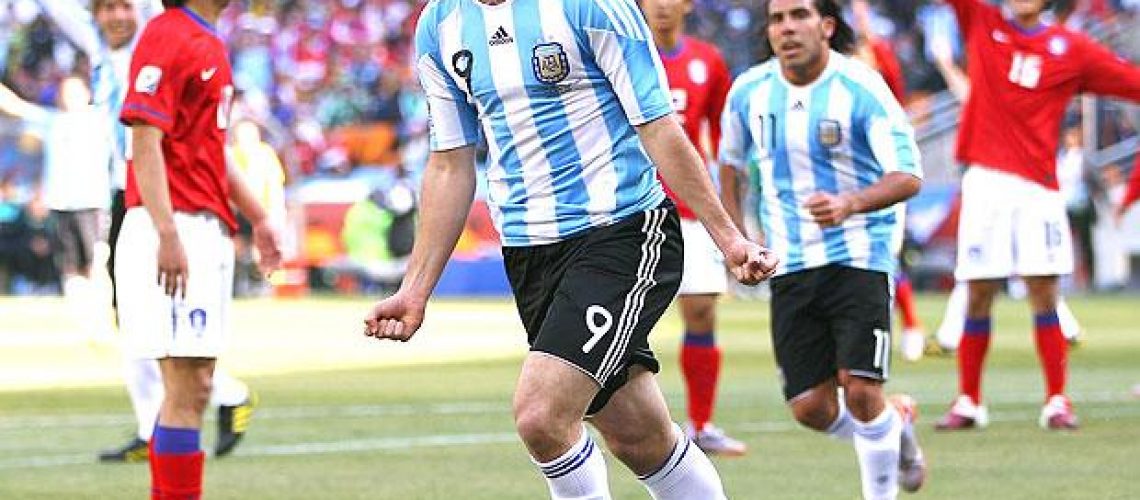 Argentina goleia Coreia do Sul com hat trick de Higuaín