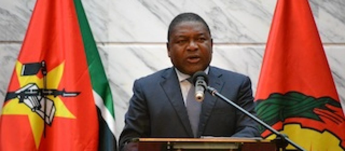 Nyusi assinala 1 ano de negociações pessoais com a Renamo assinando Memorando que é mais um passo no ainda longo percurso até entrega das armas