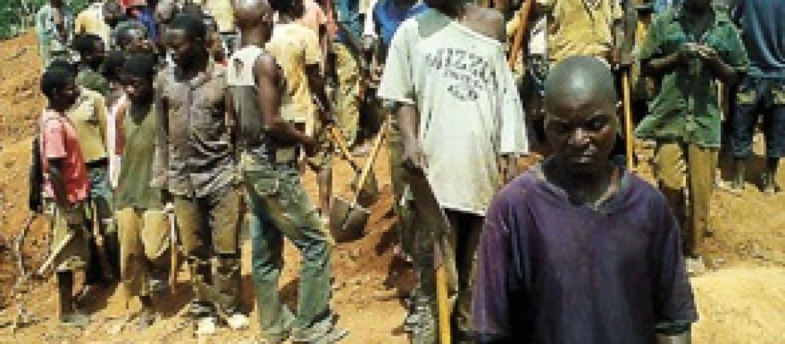 Disputa por recursos minerais em Moma