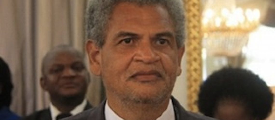 Ministro Pedro Couto “despromovido” para HCB por atrapalhar negócios do gás em Moçambique