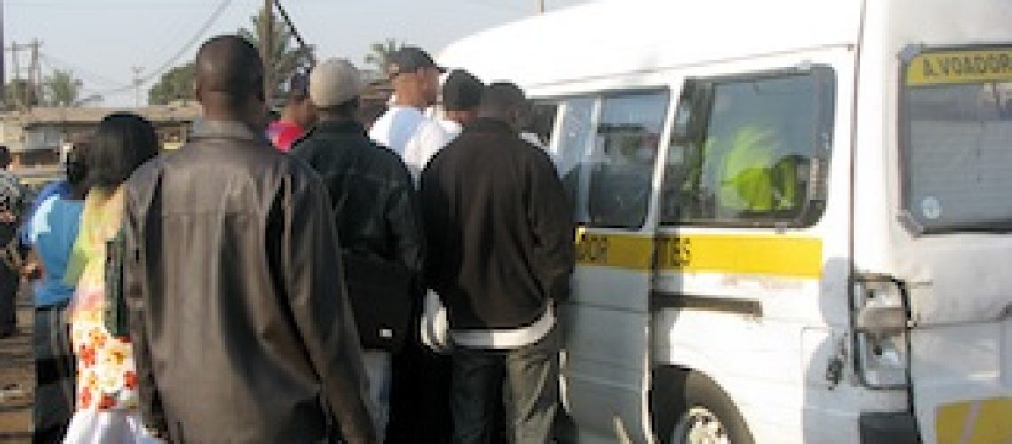 Passageiros serão multados em Moçambique por excederam lotação
