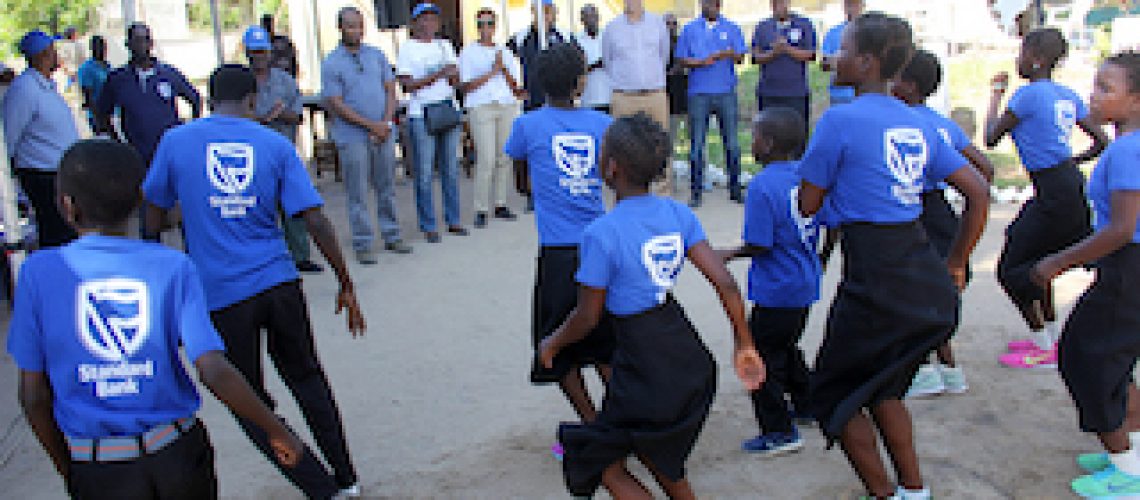 Na cidade da Beira: Standard Bank apoia obras de reconstrução de centro de acolhimento a crianças órfãs