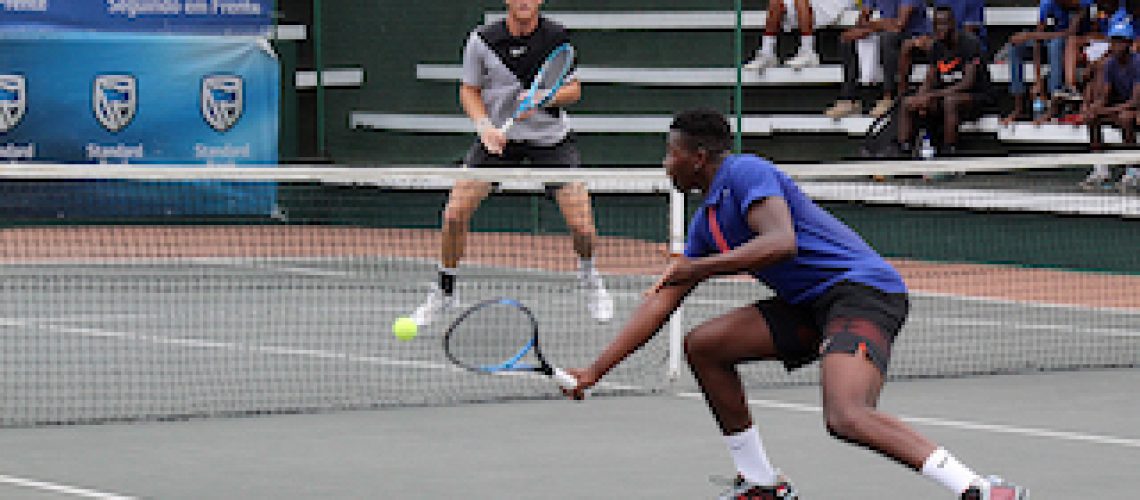 Moçambicano Bruno Nhavene brilha no primeiro Future do Standard Bank Open 2019