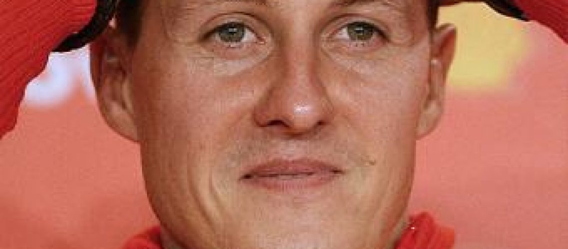 Schumacher retorna à Fórmula 1 na Mercedes