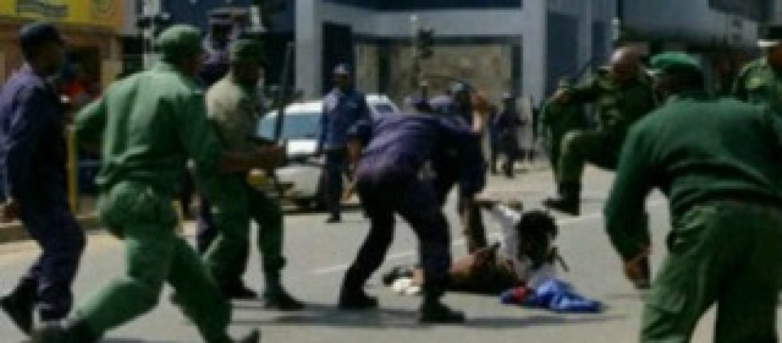 Manifestantes e jornalista detidos antes de protesto na Swazilândia