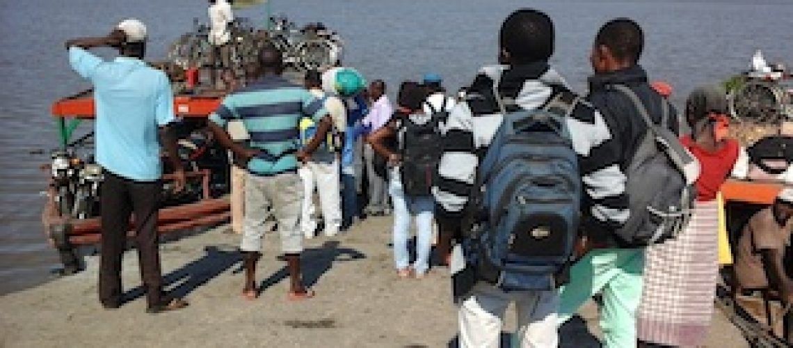 Avaria de batelão condiciona travessia entre Quelimane e Inhassunge